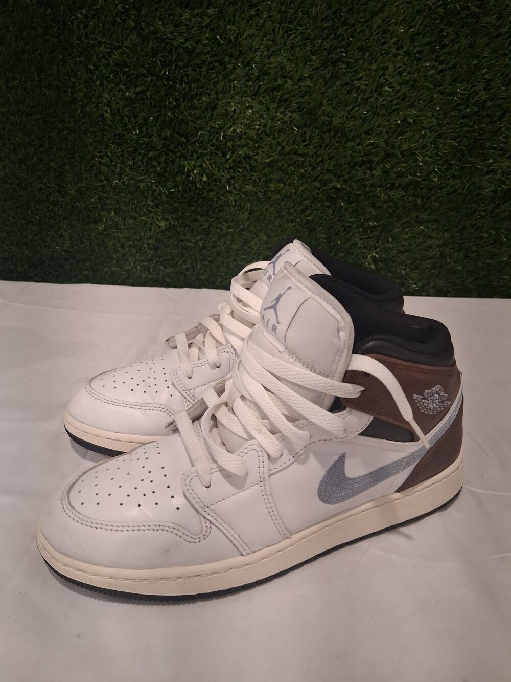 Nike Air Jordan 1 Mid SE GS White Brown Blue Grey FQ8162-142 Size 7Y Youth US